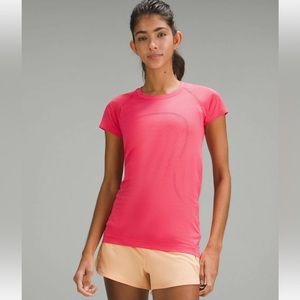 Lululemon Swiftly Tech Short Sleeve